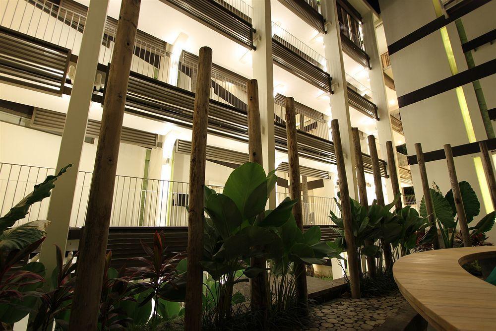 J Hotel Kuta Kuta  Exterior photo